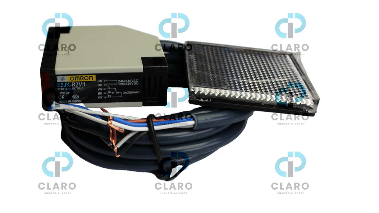 NEW E3JK-R2M1 2M BUILT-IN POWER SUPPLY   OMRON SENSOR